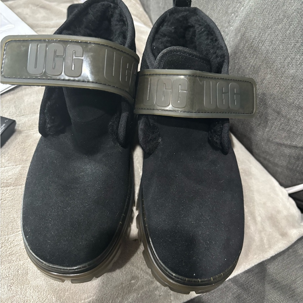 UGG womens Black boots